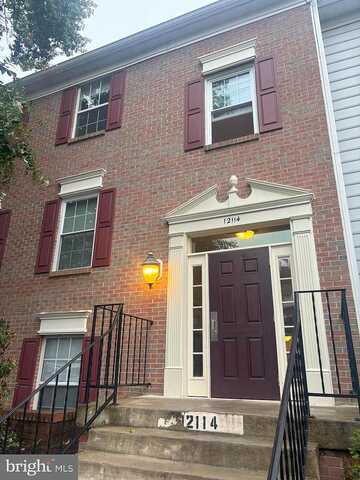 Greenway Ct #202, FAIRFAX, VA 22033