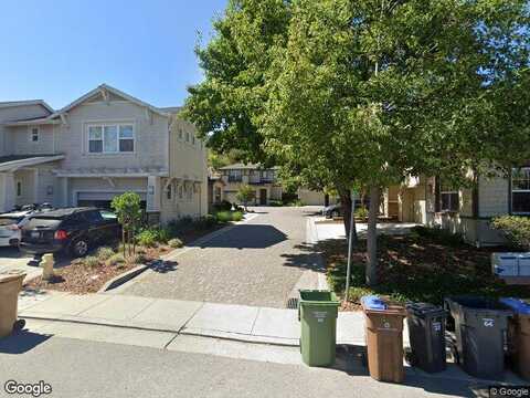 Red Oak Ct, San Rafael, CA 94903