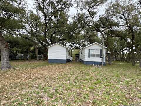 N Verne, Rockport, TX 78382