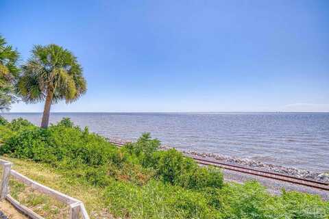 Scenic Hwy #323, Pensacola, FL 32503