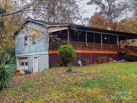 205 Fairfield Drive, Hendersonville, NC 28792