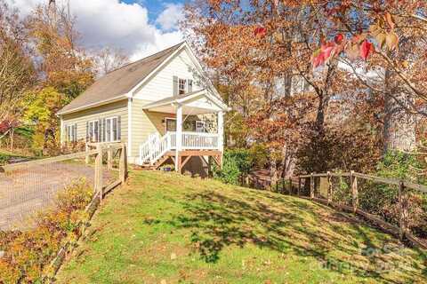 22 Dunkirk Road, Asheville, NC 28803