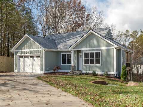 58 Olde Oak Lane, Hendersonville, NC 28792