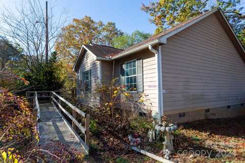 4020 Old 10 Highway E, Nebo, NC 28761