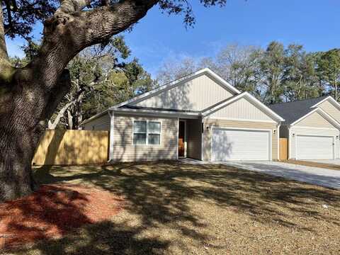 2420 Raymond Avenue, North Charleston, SC 29406