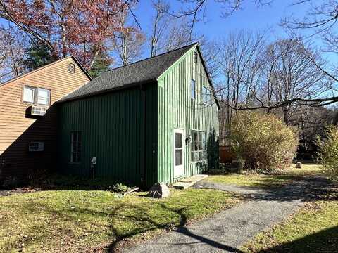 27 Fowler Street, Salisbury, CT 06068