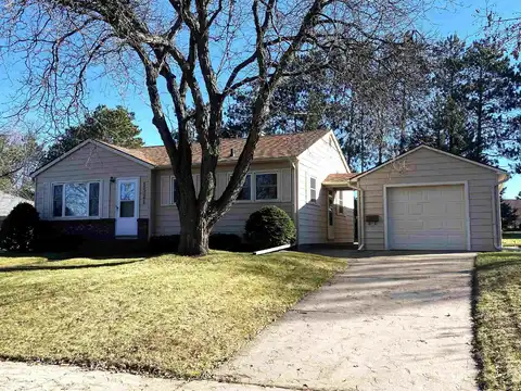 1521 SUMMIT DRIVE, Wausau, WI 54401