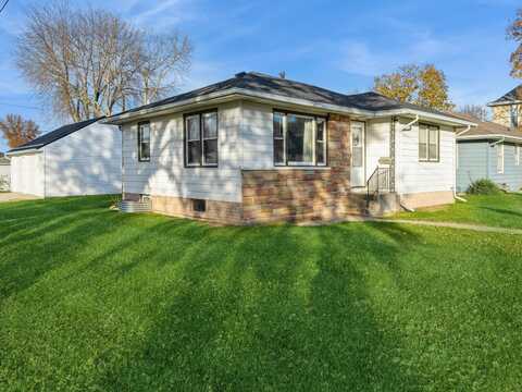 130 W Spring Street, Colfax, IA 50054