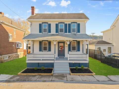 321 Franklin Street, Hollidaysburg, PA 16648