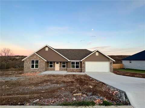 294 Presley LOOP, Huntsville, AR 72740