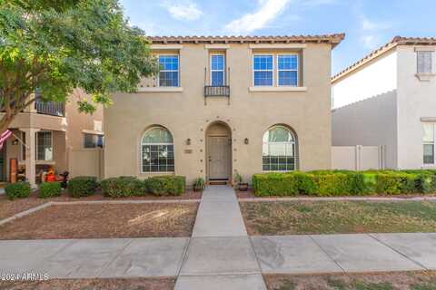 955 S HENRY Lane, Gilbert, AZ 85296