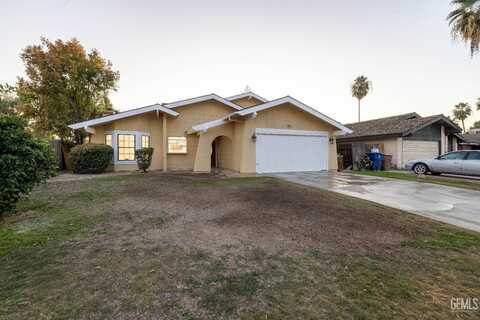 3701 Seligman Drive, Bakersfield, CA 93309