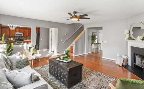 5 Saluda Way, Beaufort, SC 29906