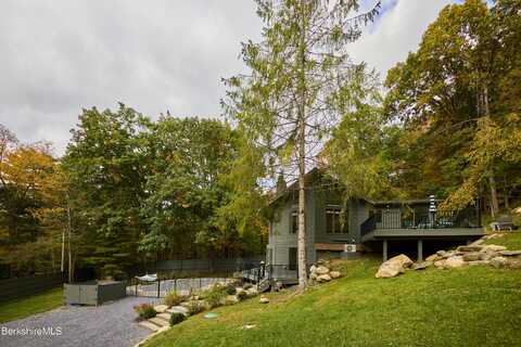 97 Brush Hill Rd, Great Barrington, MA 01230