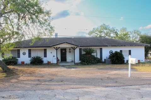 102 Holman, Mathis, TX 78368