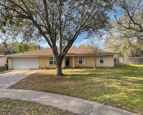 1413 Las Palmas, Beeville, TX 78102