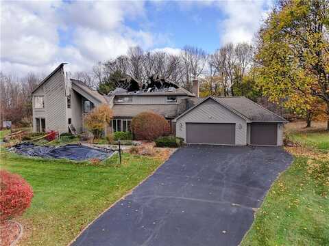 33 Sutton Point, Pittsford, NY 14534