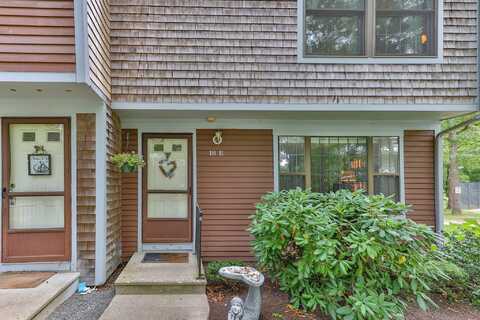 195 Falmouth Road, Mashpee, MA 02649