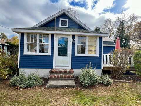 6 Birch Street, Wareham, MA 02571