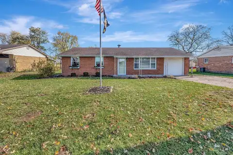 5770 jacksonburg Road, Trenton, OH 45067