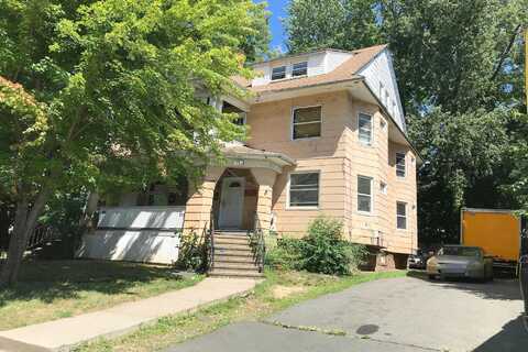 136 -138 Edgewood St, Hartford, CT 06112