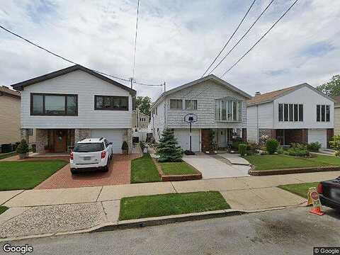 86Th St, Howard Beach, NY 11414