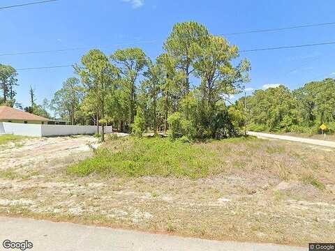 15Th, LEHIGH ACRES, FL 33972