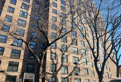 Clinton Ave 1G, Brooklyn, NY 11205