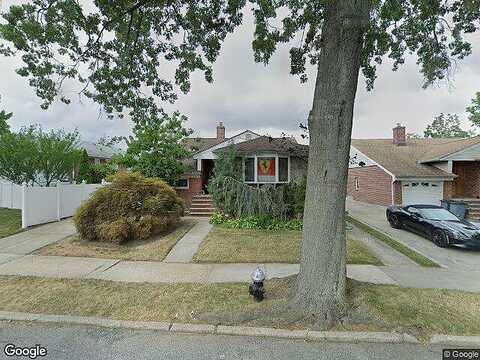 30Th, BAYSIDE, NY 11360