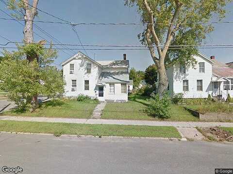 Oak, CORINTH, NY 12822