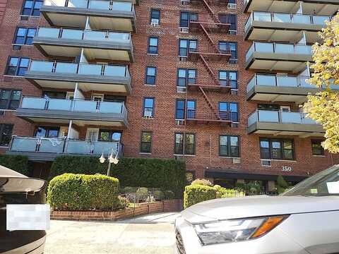 Ocean Pkwy 1L, Brooklyn, NY 11218