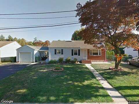 Meadowbrook Ave, EATONTOWN, NJ 07724