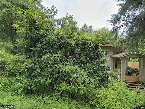 Deepwood Lane Nw, Salem, OR 97304