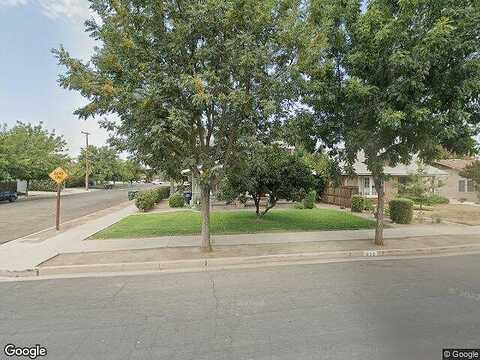 W Kaweah Ave, VISALIA, CA 93277