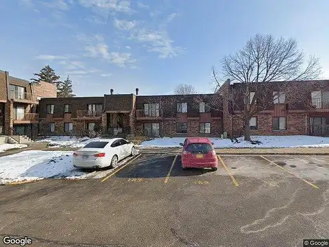 Tralee Court Apartment 2D, Schaumburg, IL 60193