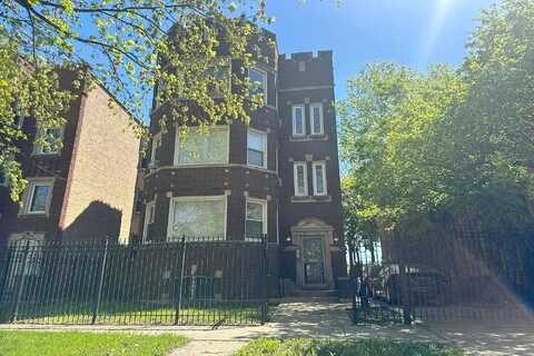 Harper Ave, Chicago, IL 60637