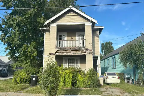 8443 -8445 Panola St, New Orleans, LA 70118