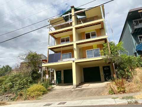 N Edison St, Unit #A, Portland, OR 97203