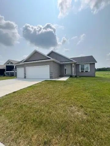 Elk Run, PINE ISLAND, MN 55963