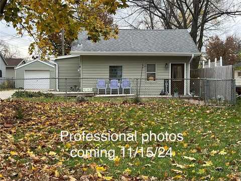 392 26th Street SE, Cedar Rapids, IA 52403