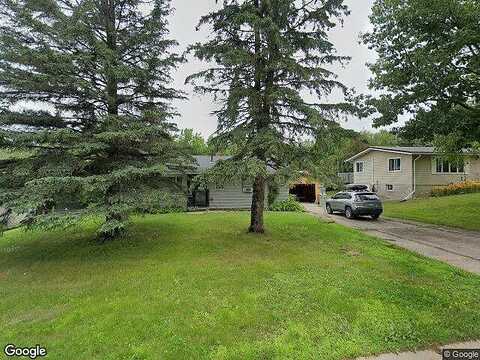 9Th, CHISHOLM, MN 55719