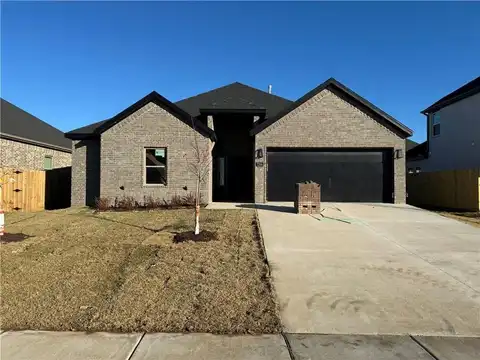 7206 SW Basswood, Bentonville, AR 72712