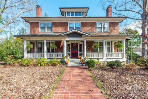 77 Kenilworth Road, Asheville, NC 28803