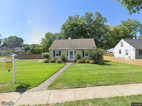 Summerfield, FALLS CHURCH, VA 22042