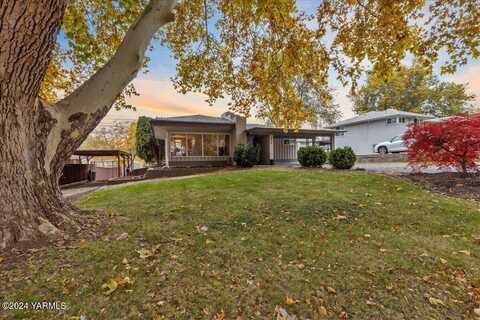 910 S 23rd Ave, Yakima, WA 98902