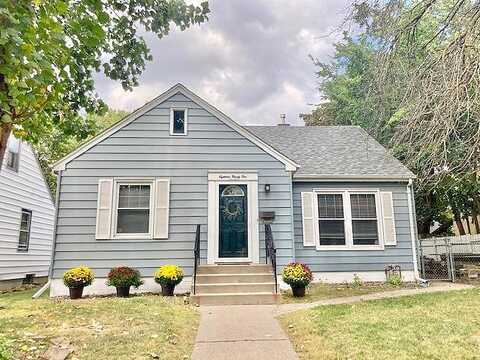 Orange, SAINT PAUL, MN 55119