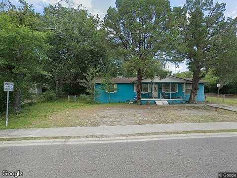 Spires, JACKSONVILLE, FL 32209