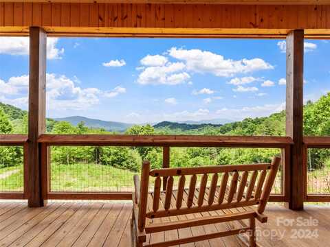 263 Wolf Mountain Road, Green Mountain, NC 28740