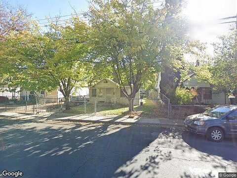 8Th, SACRAMENTO, CA 95817