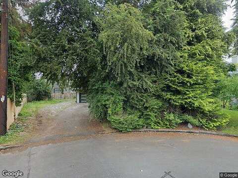 132Nd, KIRKLAND, WA 98034